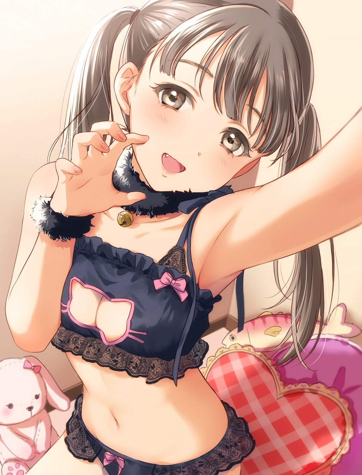 Bishoujos Erotic Selfies page 7 full